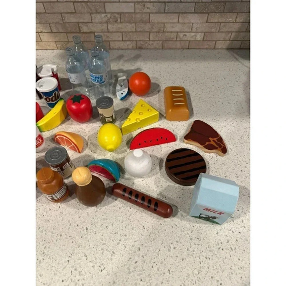 Mommy Please Fantasy‎ Food Kitchen Play Deluxe Food Set bw - Picture 2 of 3